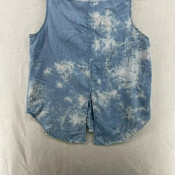 ASTR Tank Womens S Blue Bleach Detail Spikes Studs Split Back Hi-Low Soft Denim - Picture 8 of 11